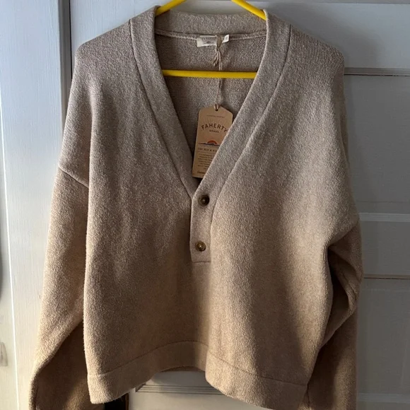 Faherty Women's Tan V-Neck Sweater - Picture 4 of 6